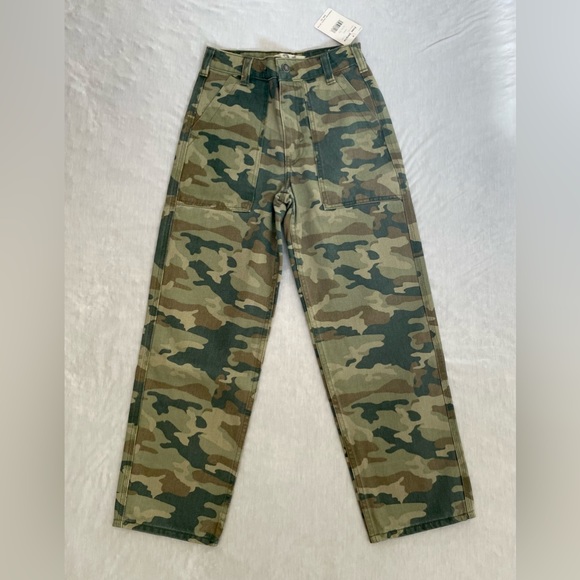 NWT Free People Remy Cropped Camo Pant Size 24 - Picture 4 of 10